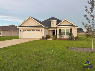 135 Sadie Heights Boulevard, Perry, GA 31069