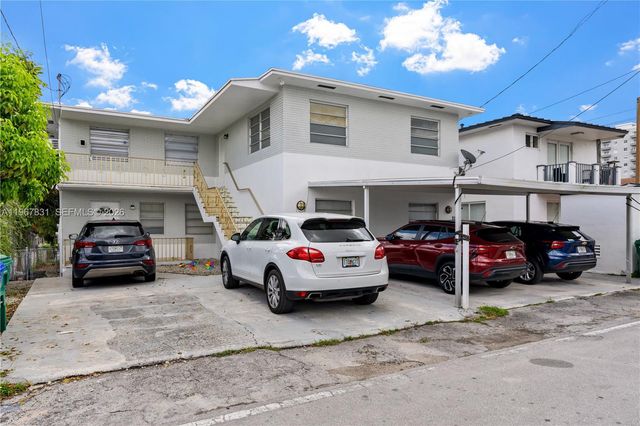 911 NW 22nd Pl, Miami, FL 33125