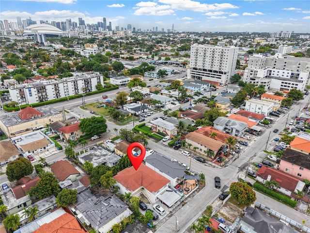 911 NW 22nd Pl, Miami, FL 33125