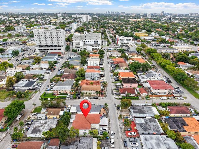 911 NW 22nd Pl, Miami, FL 33125
