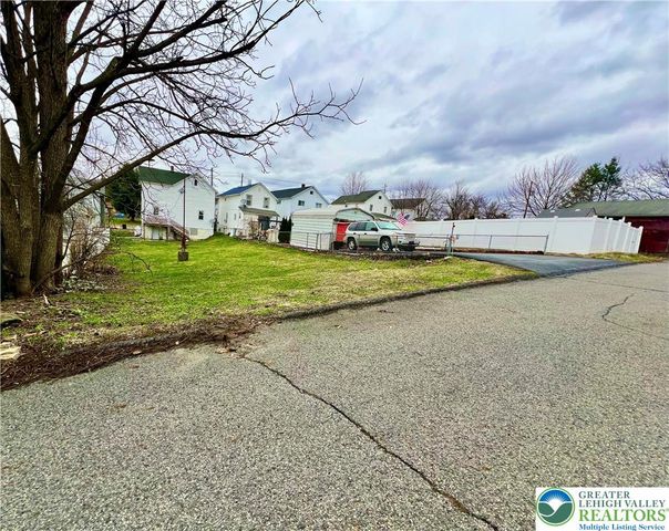 226 Lackawanna Avenue, Avoca, PA 18641