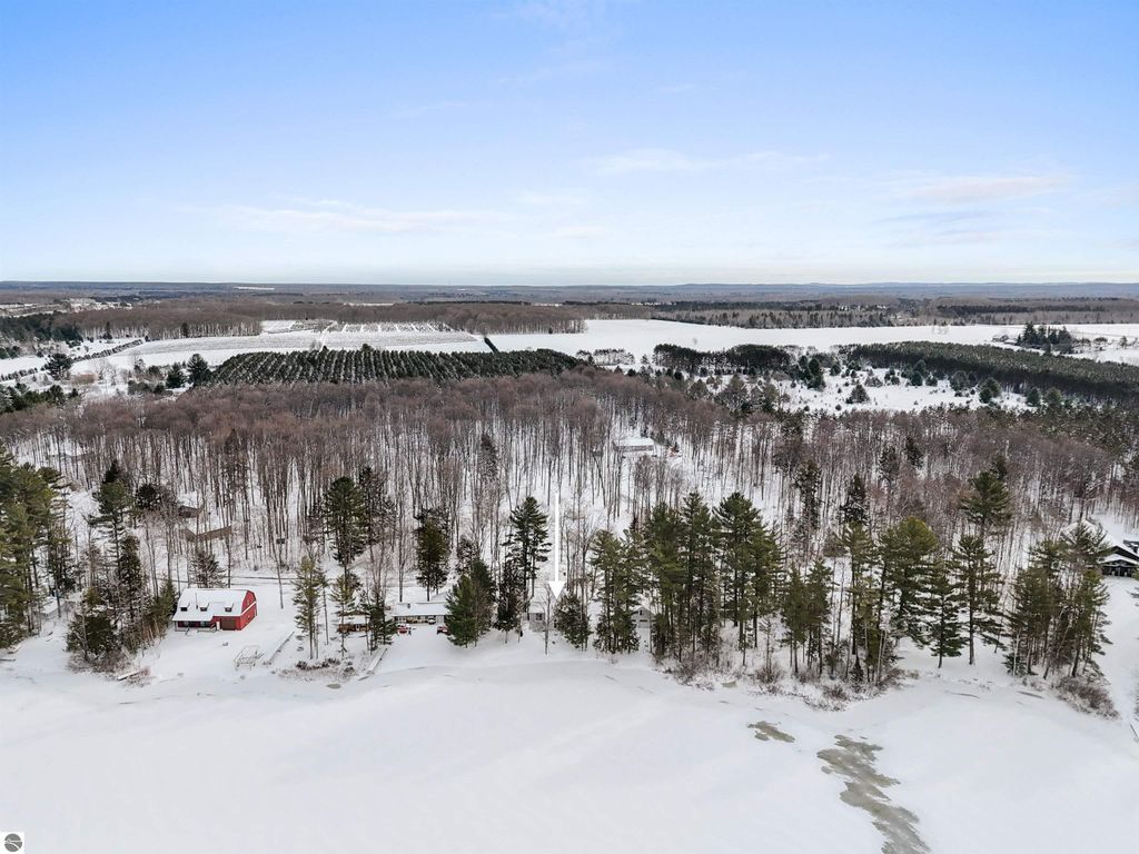 Image 40 of property listing at 481 Lake Drive NE, Kalkaska, MI 49646