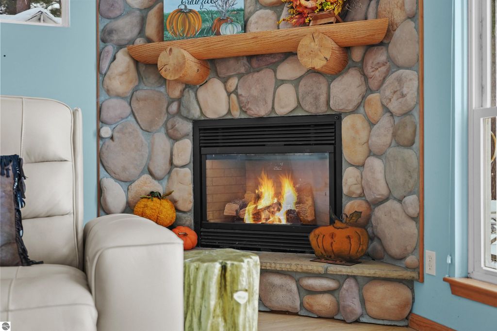 Image 7 of property listing at 481 Lake Drive NE, Kalkaska, MI 49646