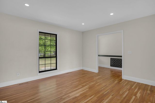 113 Greybridge Road, Pelzer, SC 29669