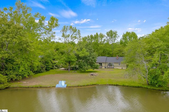 113 Greybridge Road, Pelzer, SC 29669