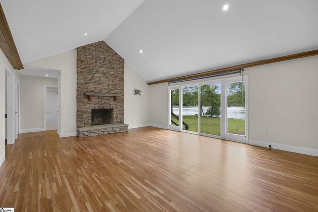 113 Greybridge Road, Pelzer, SC 29669