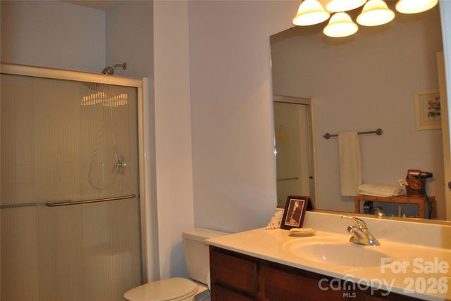 20 Foxden Drive 203, Fletcher, NC 28732