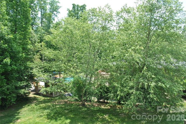 20 Foxden Drive 203, Fletcher, NC 28732