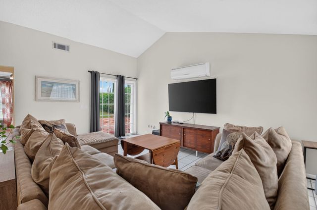 5504 COURTNEY Circle, Boynton Beach, FL 33472