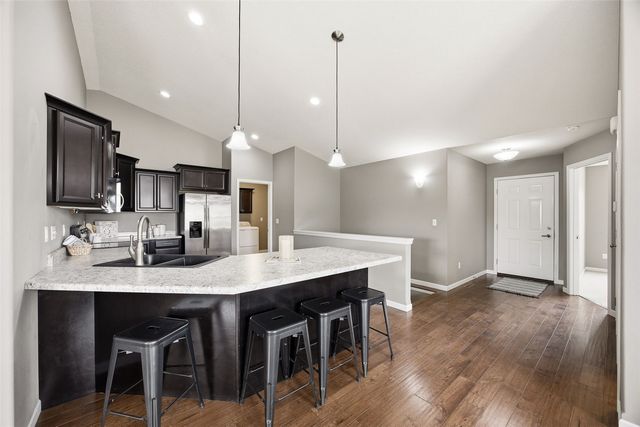 7003 Waterview Drive SW, Cedar Rapids, IA 52404