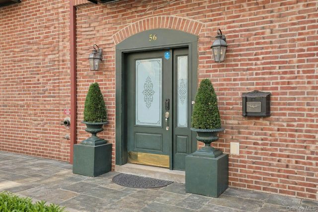 56 1st Street L4, Pelham, NY 10803