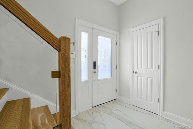 56 1st Street L4, Pelham, NY 10803