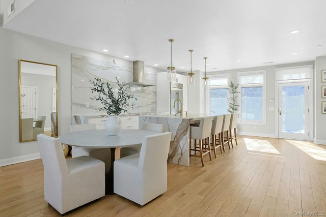 56 1st Street L4, Pelham, NY 10803