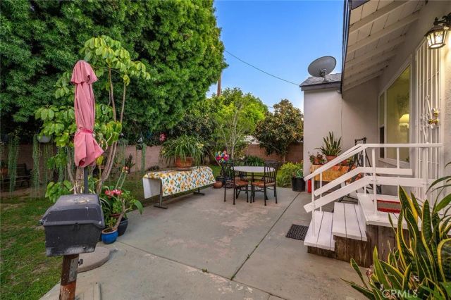 6440 Petit Avenue, Van Nuys, CA 91406