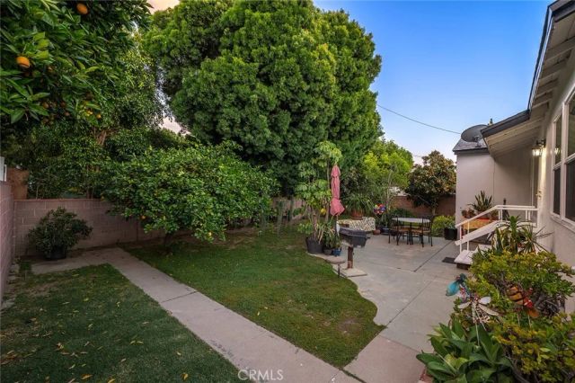 6440 Petit Avenue, Van Nuys, CA 91406