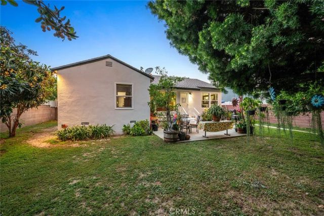 6440 Petit Avenue, Van Nuys, CA 91406