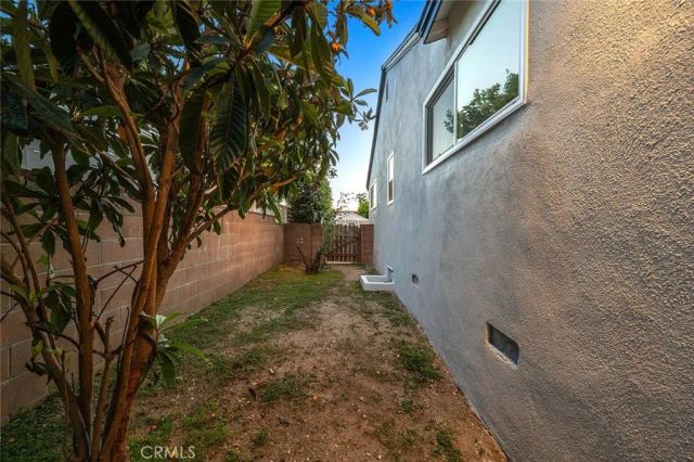 6440 Petit Avenue, Van Nuys, CA 91406