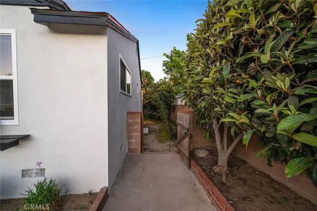 6440 Petit Avenue, Van Nuys, CA 91406