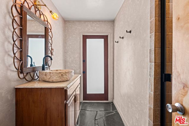 22245 Leadwell Street, Los Angeles, CA 91303