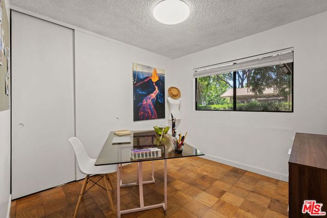 22245 Leadwell Street, Los Angeles, CA 91303
