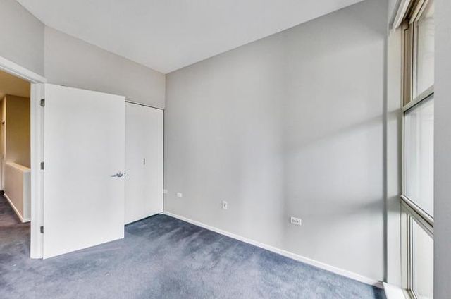 324 N Jefferson Street 302, Chicago, IL 60661