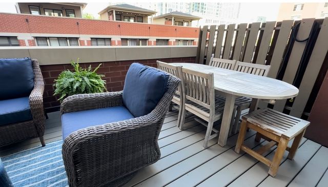 324 N Jefferson Street 302, Chicago, IL 60661