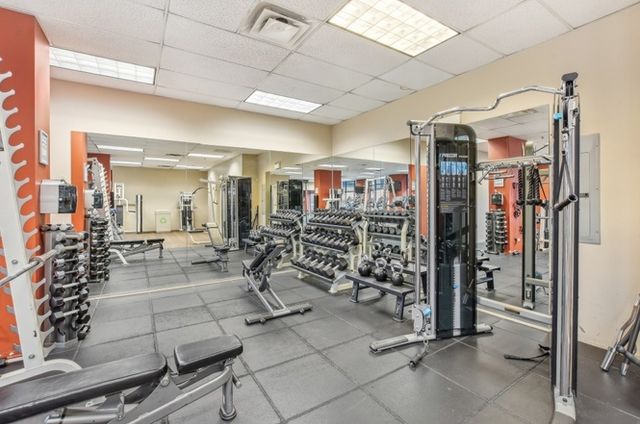 324 N Jefferson Street 302, Chicago, IL 60661