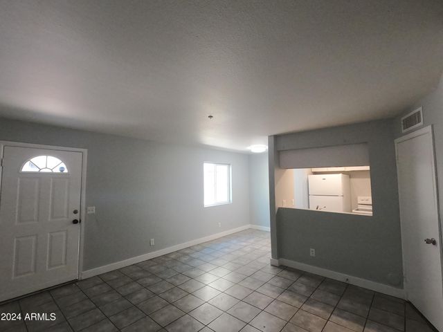 6302 N 64TH Drive 14, Glendale, AZ 85301