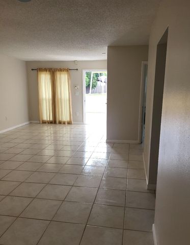 19435 NW 53rd Court, Miami Gardens, FL 33055