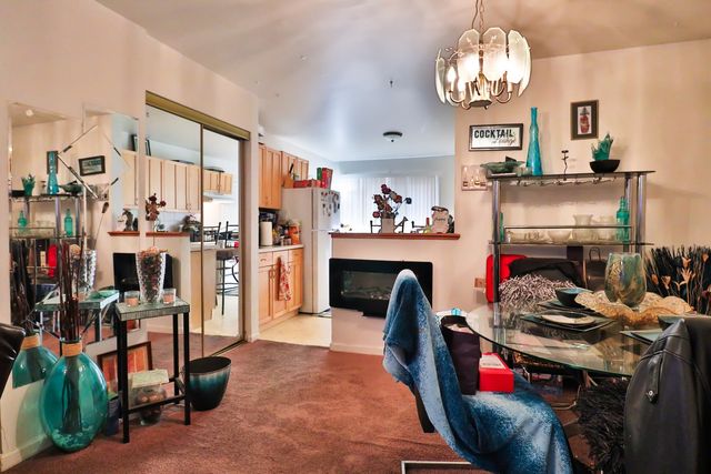 170 DUNTEMAN Drive 301, Glendale Heights, IL 60139