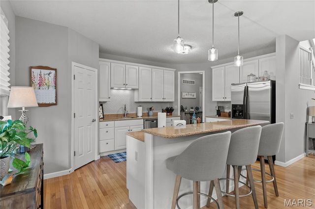 2056 Hawks Landing Drive, Lake St Louis, MO 63367