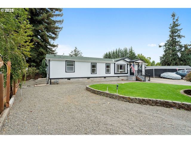 21984 CAMELLIA Ct, Aurora, OR 97002