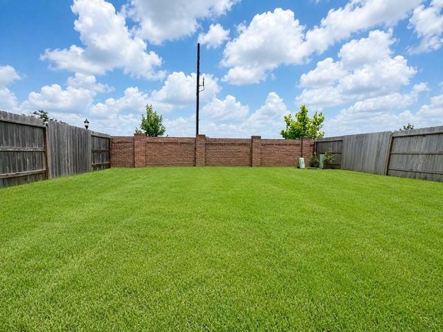 8214 Royal Breeze Drive, Cypress, TX 77433