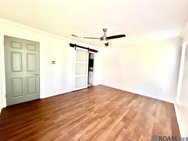 2152 Firewood Dr, Baton Rouge, LA 70816