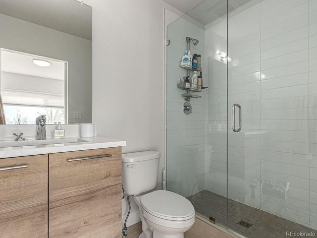 5523 W 10th Avenue, Lakewood, CO 80214