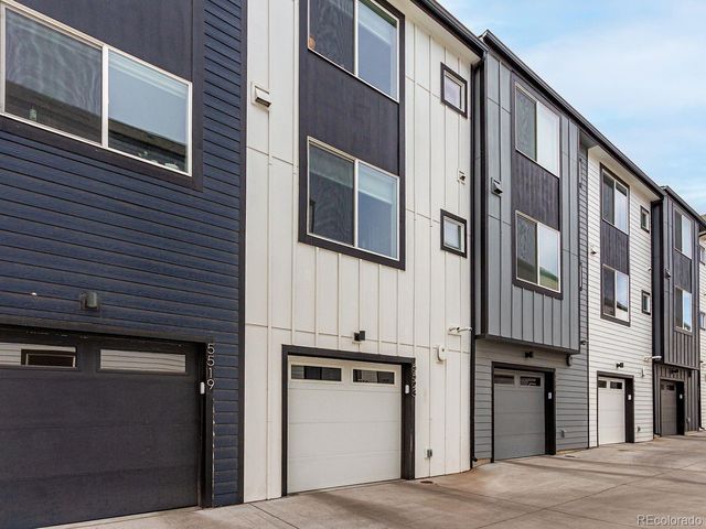 5523 W 10th Avenue, Lakewood, CO 80214