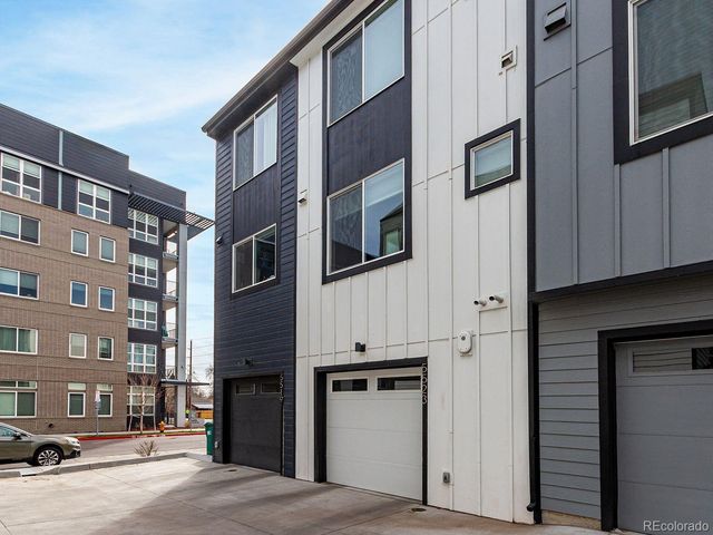 5523 W 10th Avenue, Lakewood, CO 80214