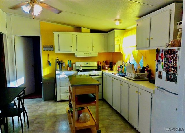 24081 E James Anderson Hwy, Cumberland, VA 23040