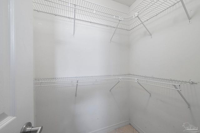 412 Oak Leaf Ct, Pensacola, FL 32514