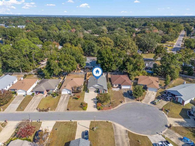 412 Oak Leaf Ct, Pensacola, FL 32514