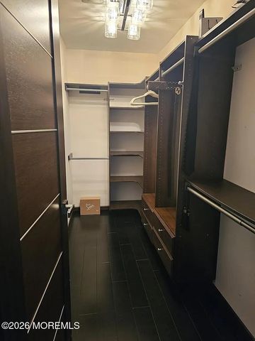 10 Russell Court, Matawan, NJ 07747