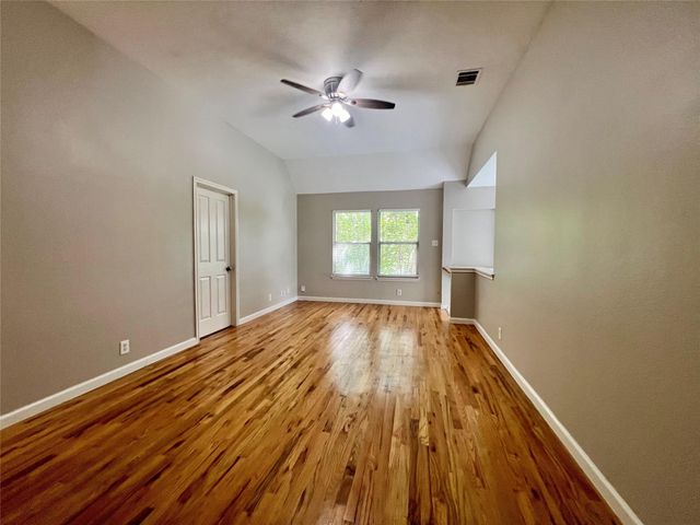 1111 Glendalough DR, Pflugerville, TX 78660