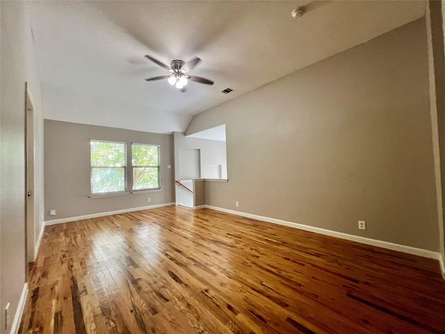 1111 Glendalough DR, Pflugerville, TX 78660