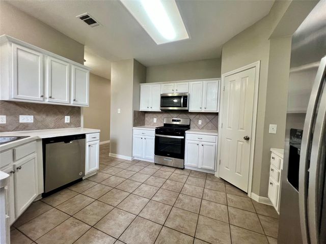 1111 Glendalough DR, Pflugerville, TX 78660