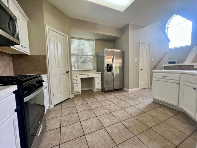 1111 Glendalough DR, Pflugerville, TX 78660