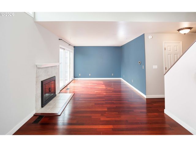 17582 Nw ROLLING HILL Ln, Beaverton, OR 97006