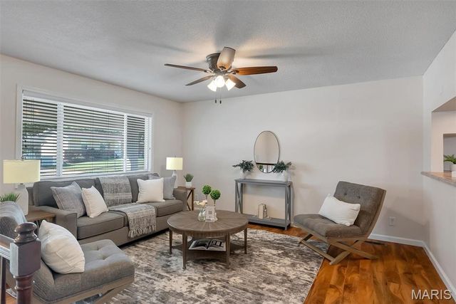 716 Wild Walnut Lane, Ballwin, MO 63021