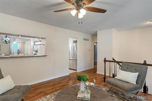 716 Wild Walnut Lane, Ballwin, MO 63021