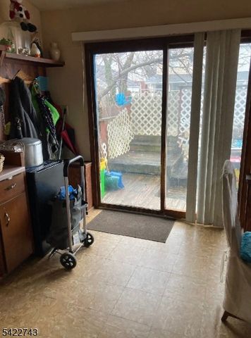 52 Caroline Ave, Hamilton Twp., NJ 08610