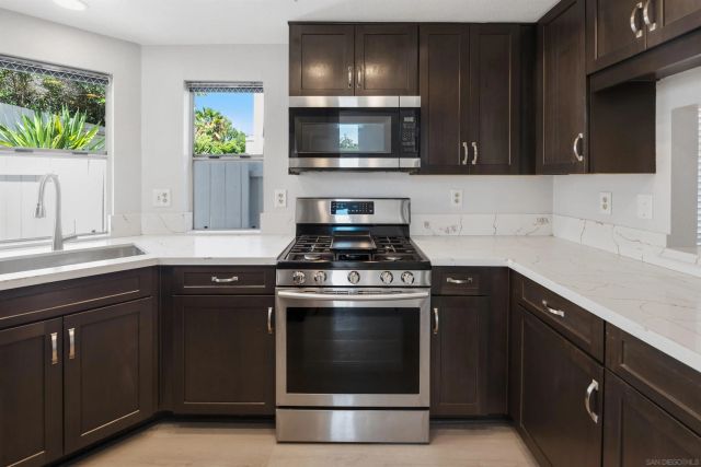 633 Thunder Gln, Escondido, CA 92027